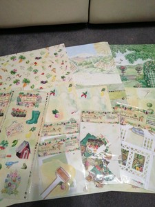 Carol Wilson How Does Your Garden Grow 12x12 Scrapbook Kit