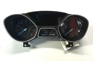 17 FORD ESCAPE OEM Speedometer Instrument Cluser MPH from 07/18/16 48077 Miles! - Picture 1 of 4