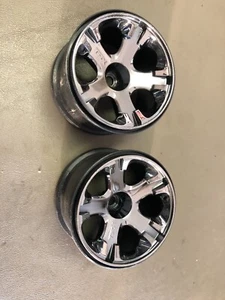 Traxxas Ruote Anteriore Cromate per Monster Truck Stampato - Foto 1 di 2