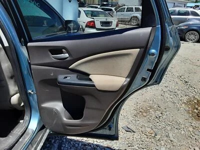 Painel de acabamento interno de porta traseira direita usado serve: 2014 Honda Cr-v grau A - Imagem 1 de 4