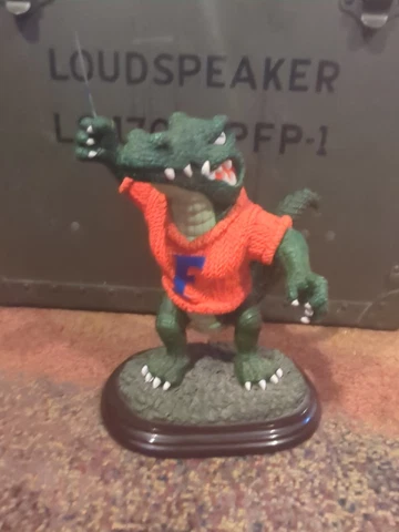 Florida Gators Slavic College Treasures 2003 Albert Cheering Mascot 10" No Flag Cover