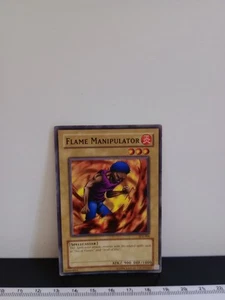YUGIOH TCG - FLAME MANIPULATOR COMMON UNLIMITED SDJ-006 - Picture 1 of 2