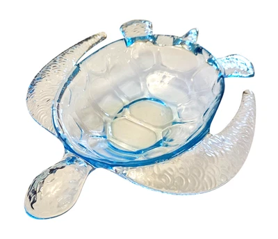 Tigela de servir costeira NANETTE LEPORE tartaruga marinha náutica azul pálido - Imagem 1 de 4