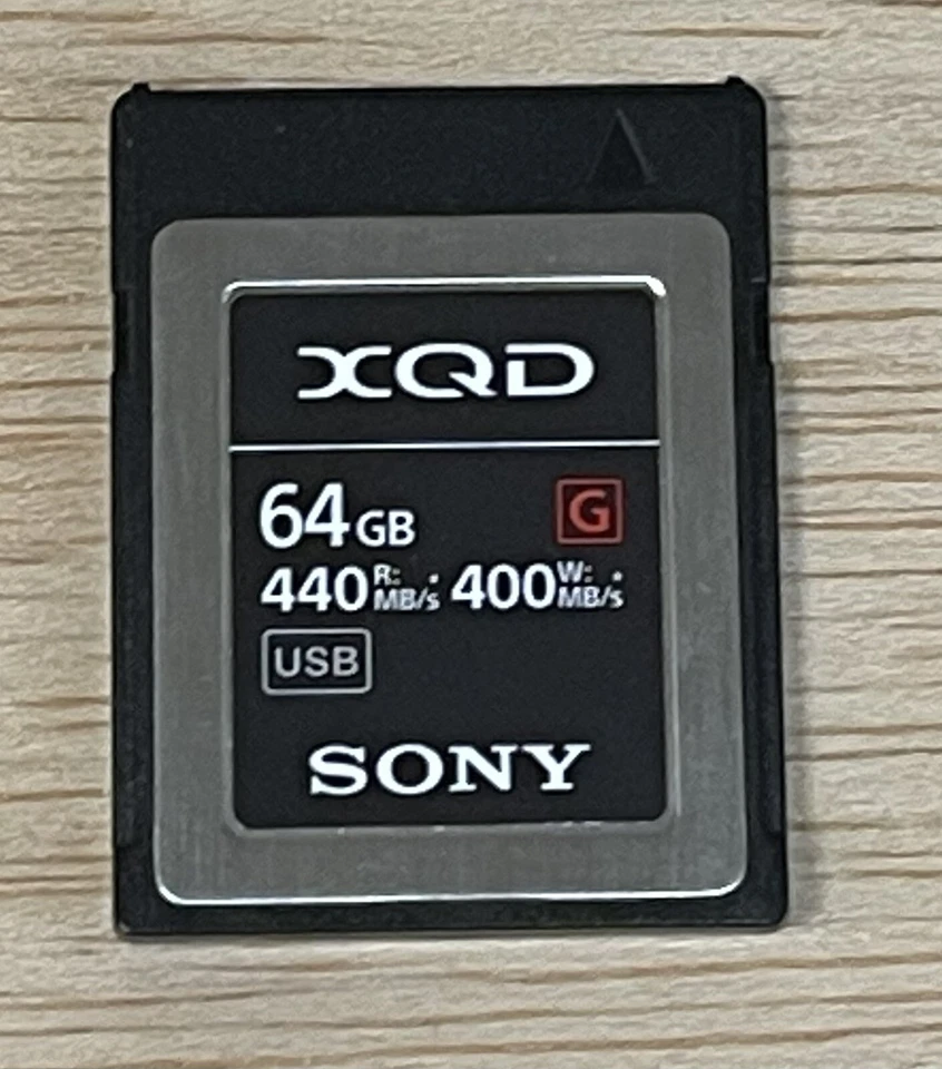 Tarjeta de memoria Sony XQD serie G 64 GB: R 440 MB/s, W 400 MB/s - EX Foto 1 de 1