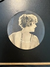 1924 Godfrey Phillips   CIRCILAR FILM STARS  PEARL WHITE (A)