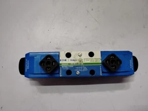 EATON Vickers DG4V3-2N-M-U-H7-60 CONTROL VALVE - Picture 1 of 6