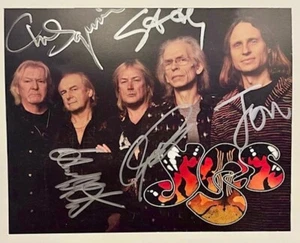 YES "HEAVEN & EARTH" CONCERT TOUR "MEET & GREET" 2014 - Picture 1 of 5