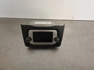 UNIDAD DE CABEZAL DE RADIO ESTÉREO ALFA ROMEO MITO 01561062040 SIN CÓDIGO 2014 - Imagen 1 de 6