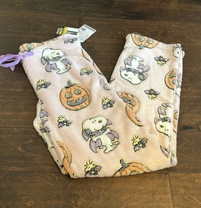 New Halloween Dracula Snoopy Pumpkin Plush Pajama Pants Sz M Glow In The Dark - Picture 1 of 3
