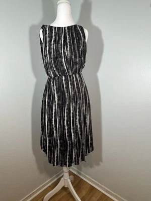 Banana Republic Black Stripes Dress Size Petite 00 (1251) No Belt - Image 1 of 4