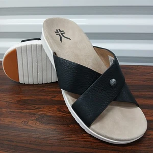 KURU Breeze Comfort Slides Sandals Leather Straps Black Women’s Size 10 - Picture 1 of 8