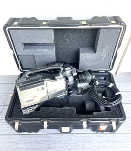 Ikegami HL-V55 Broadcast ENG Camera w/ Fujinon Lens, Zoom, Cables, Hard CASE - Picture 1 of 23