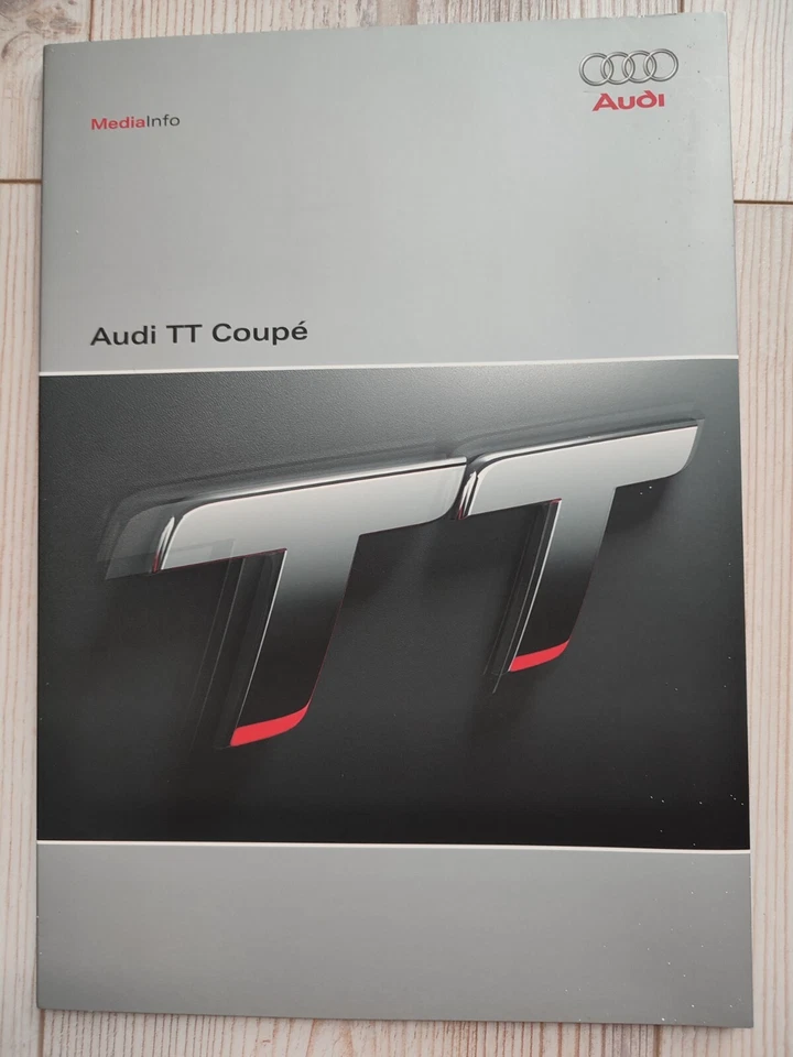 Pressemappe Audi TT Coupé aus dem Jahr 2006 mit CD und vier Hochglanzfotos - Bild 1 von 4