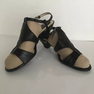 Sandalias Naturalizer N5 Comfort Cuero Negro Patente 8M Usado en Excelente Condición - Imagen 1 de 10