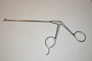 LINVATEC SHUTT CONCEPT 1.1002 SURGICAL 130MM X 3.4MM STRAIGHT B-SCOOP FORCEP - Picture 1 of 4