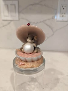 Charming Tails Fitz and Floyd 83/108 YOU'RE MY TREASURE Mouse Pearl - Picture 1 of 4