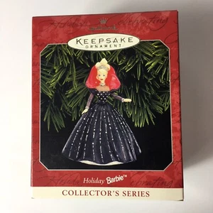 Barbie Hallmark Holiday Collectors Edition #6 1998 Ornament im schwarzen Kleid NEU - Bild 1 von 2