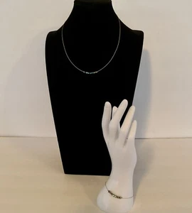 Illusion Necklace And Bracelet Set - Picture 1 of 21