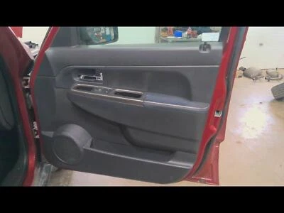 Used Front Right Door Interior Trim Panel fits: 2011 Jeep Liberty  Grade A Foto 1 de 4