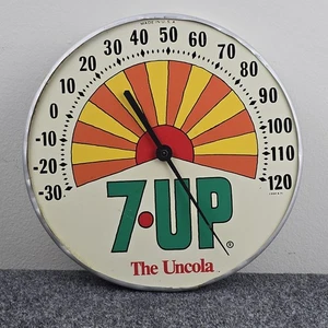 Vintage 12′′ 7UP „The Uncola“ Sunburst Werbung Thermometer Metall Zifferblatt Schild - Bild 1 von 3