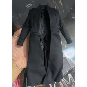 Hot Toys 1/6 MMS657 The Matrix Resurrections Neo 2.0 Coat Figure Accessories - Picture 1 of 2