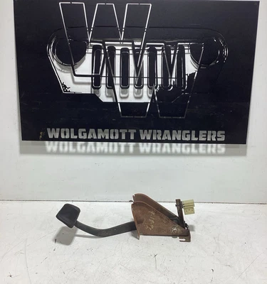 Automatic Brake Pedal Assembly Single Pedal 97-06 Jeep TJ Wrangler OEM QH 2TT - Image 1 of 4