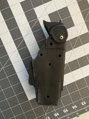 Blade Tech X26 Taser Holster Right-Hand Unbranded - Image 1 of 4