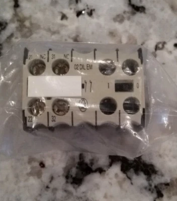 KLOCKNER MOELLER 02 DIL EM  AUXILIARY CONTACT - Image 1 of 4