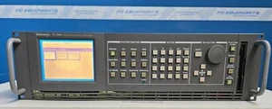 Tektronix TG2000 Signal Generation Platform + module CPU, AVG1, DVG1, BG1, CLOCK - Picture 1 of 2
