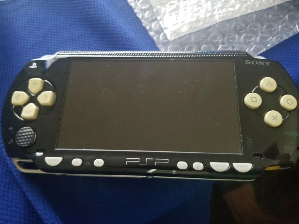 Sony PSP-2000 Handheld Console - Image 1 of 1