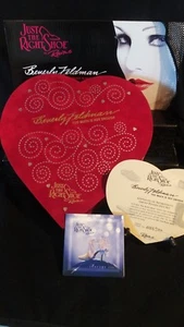 Just The Right Shoe Raine Gift Set # 25754 Box COA NUMBERED Heart Shape Vtg 2001 - Picture 1 of 10