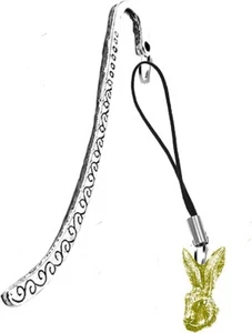 A73 Hares Head Pattern bookmark GOLD CHROME FINISH English pewter charm - Picture 1 of 1