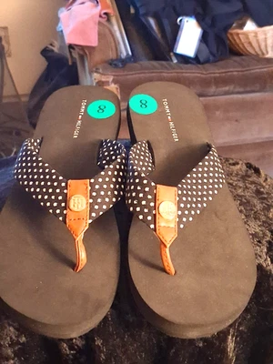 Chanclas Tommy Hilfiger nuevas sin etiquetas, puntos azules, talla 8M, correa de cuero para la puntera Foto 1 de 4