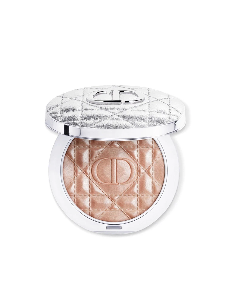 Luminizador Dior Forever Glow 02 halo dorado Foto 1 de 1