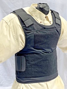 New LG Safariland Concealable Plate Carrier IIIA Body Armor BulletProof Vest - Picture 1 of 5