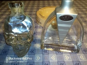 Vodka extra ..2bottiglie - Foto 1 di 3