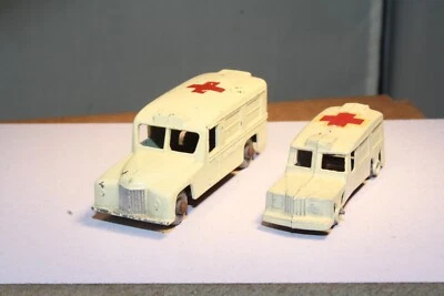 Ambulancia militar Daimler 14B años 50 y caja de cerillas copia de metal hecha en Inglaterra Foto 1 de 4