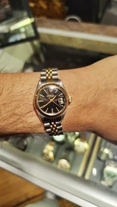 Rolex Oyster Perpetual Date 26mm - Picture 1 of 3