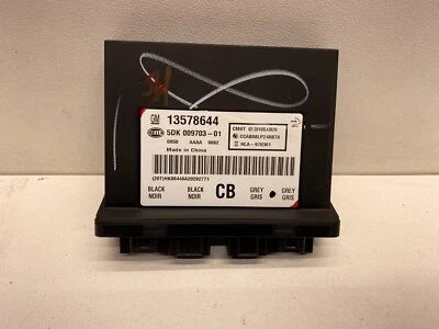 CADILLAC SRX 2010-2012 MÓDULO DE CONTROL DE BLOQUEO DE ROBO DE ENTRADA SIN LLAVE OEM Foto 1 de 4