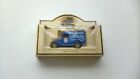 LLEDO DAYS GONE SCALE 1/76 MADE IN ENGLAND 1934 FORD MODEL A VAN  THE PEOPLE VAN