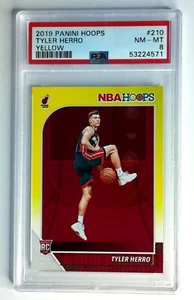 Panini Hoops 2019-20 amarillo #210 Tyler Herro PSA 8 como nuevo Heat POP 1 - Imagen 1 de 3