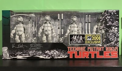 Teenage Mutant Ninja Turtles Negro Blanco SDCC EXCLUSIVO NECA TMNT/500 FIRMADO 👀 Foto 1 de 4