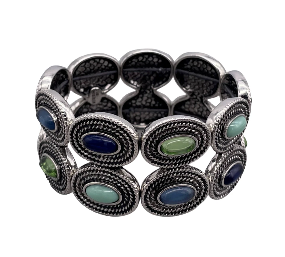 Brazalete elástico con piedras preciosas de Lia Sophia verde azul tono plata  Foto 1 de 4