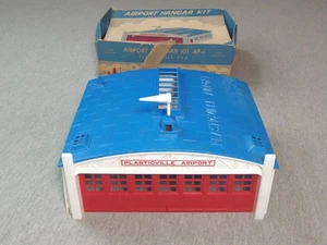 Plasticville Airport Hanger Kit w/ Windsock AP-1 Boxed (listing 1) ~ TS - Picture 1 of 7