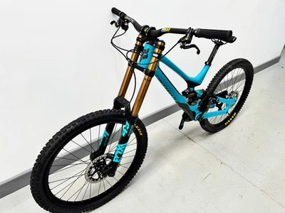 Specilized Demo 8 27.5 Large - Image 1 of 4