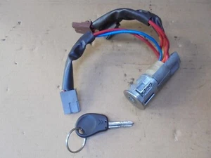 CITROEN SAXO 2002 MK2 BARRIL DE ENCENDIDO Y LLAVE SÓLIDA - Imagen 1 de 12