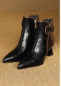 Damen-Stiefeletten spitz zulaufend Leder Reißverschluss hochhackig Schleife Party - Bild 1 von 10