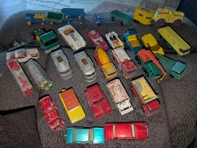 Lot of 30 Vtg 60s Lesney Matchbox Hot Wheels Dinky Diecast Cars Project Lot - Image 1 of 4