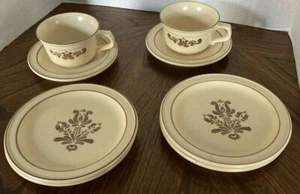 De colección Pfaltzgraff Village 2 juegos de gres marrón - Juego de pastel o pastel y café  - Imagen 1 de 4