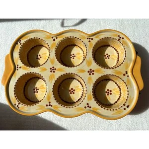 Temp-Tations Old World Cream Yellow Muffin Cupcake Pan with Metal Rack - Picture 1 of 4